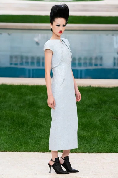 Look 5